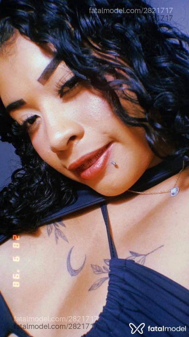 Acompanhante mulher morena (o) de olhos pretos - Bianca Marques