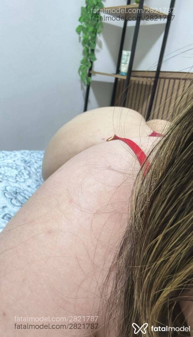 Acompanhante mulher com cabelo castanho de olhos mel em Pouso Alegre - Yngrid Santos