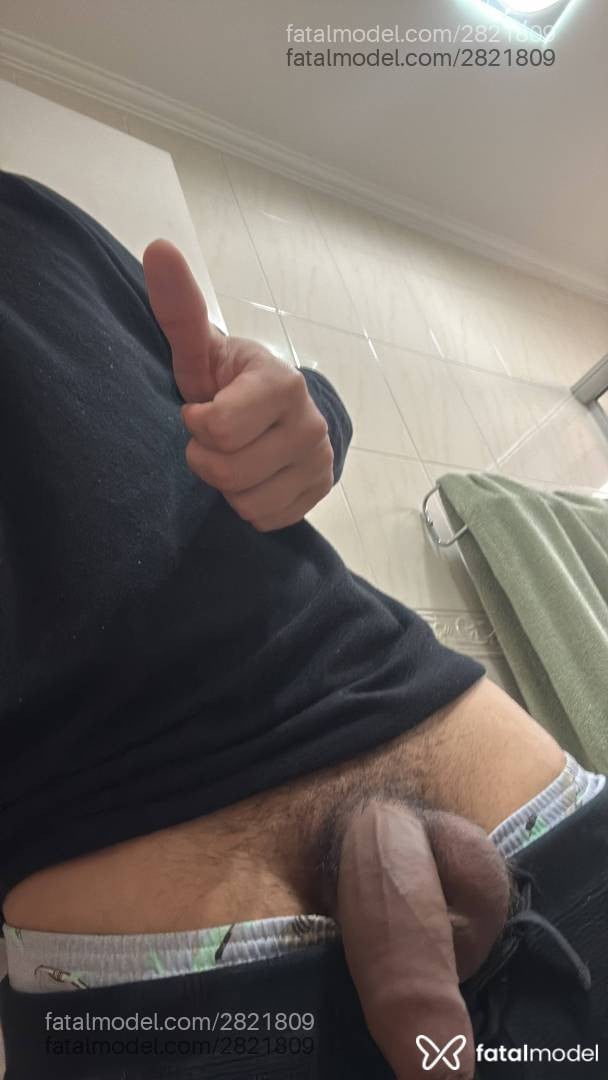 Acompanhante homem morena (o) de olhos castanhos - Paulo veiga