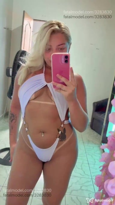 Acompanhante mulher loira (o) de olhos azuis em Xinguara - Kelly