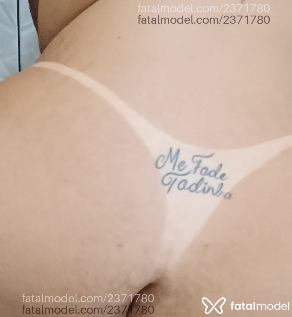Acompanhante mulher morena (o) de olhos pretos em Saquarema - Sexgirla