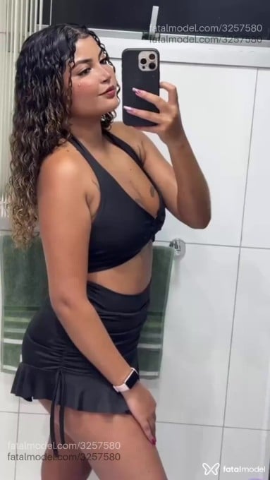 Acompanhante mulher com cabelo castanho de olhos castanhos em São Paulo - Assis