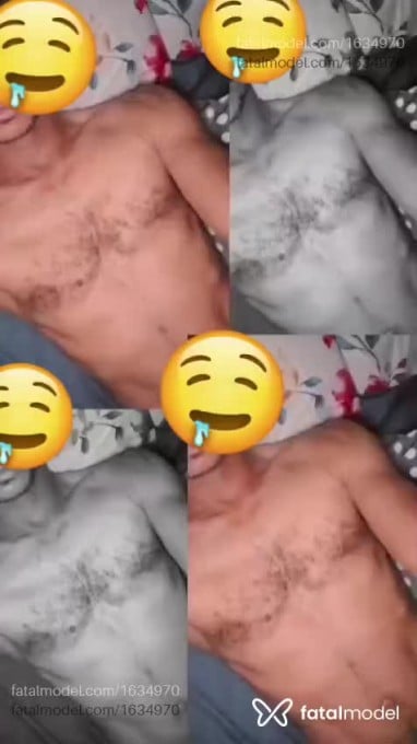 Acompanhante homem morena (o) de olhos mel em Navegantes Acompanhante homem morena (o) de olhos mel em Navegantes - Souzaprive