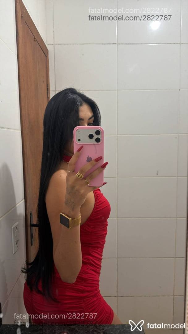 Acompanhante mulher morena (o) de olhos pretos - Gabriela Liz