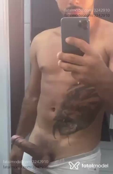 Acompanhante homem morena (o) de olhos castanhos em Florianópolis - Pablo