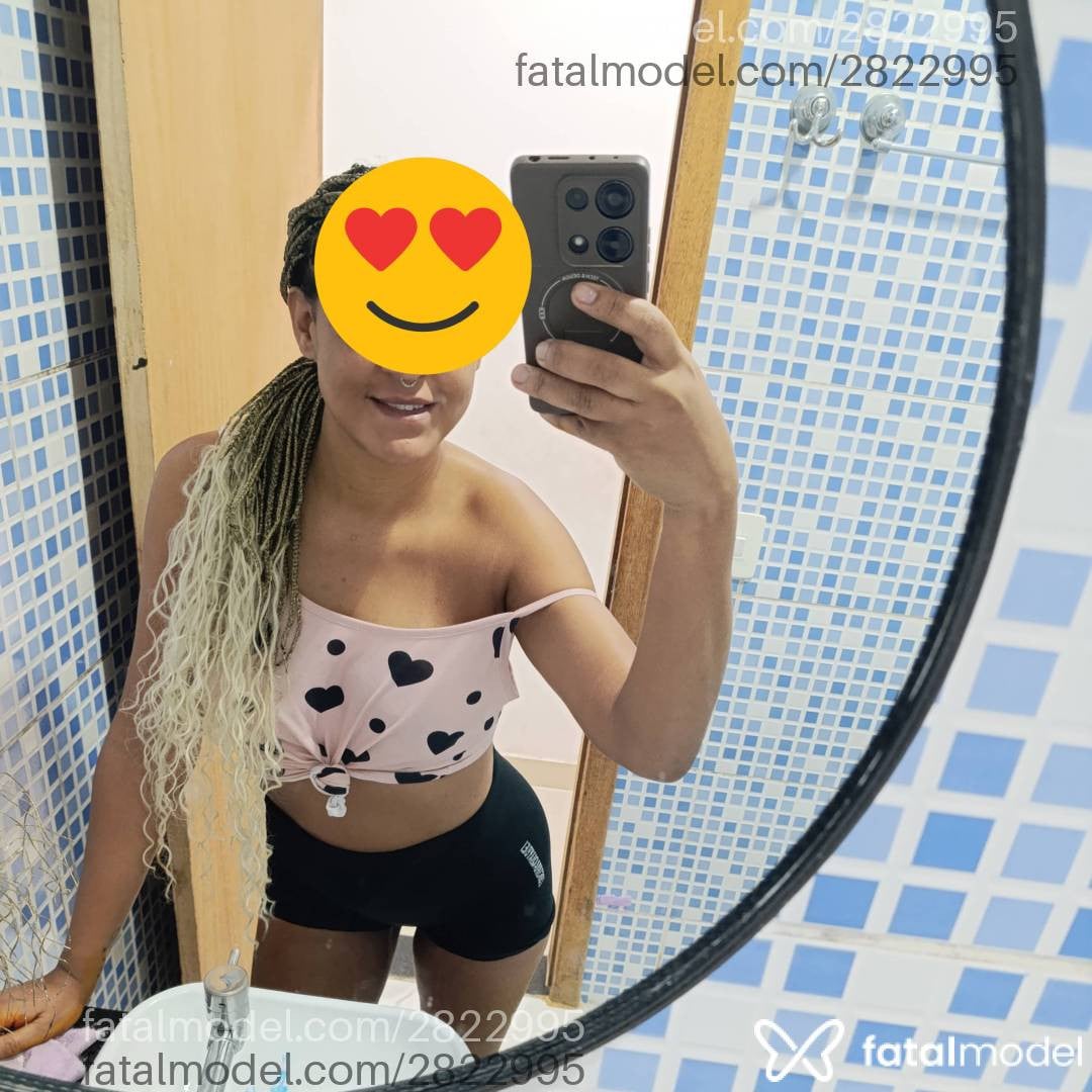 Acompanhante mulher com cabelo castanho de olhos mel em Belo Horizonte - Maya Aguiar