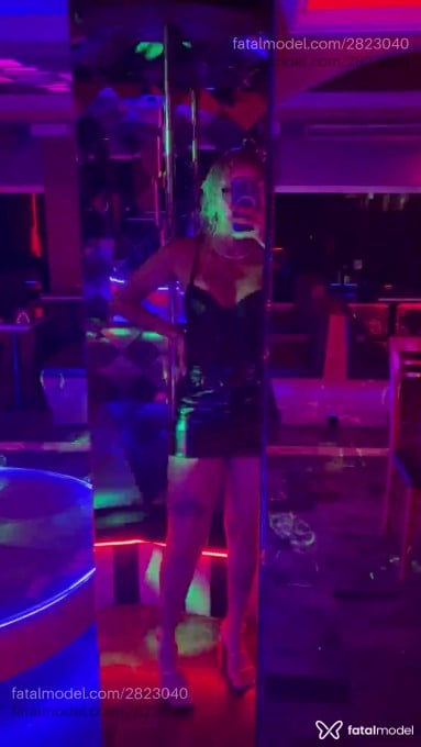 Acompanhante mulher loira (o) de olhos castanhos em Patos de Minas Acompanhante mulher loira (o) de olhos castanhos em Patos de Minas - Anne Ferreira