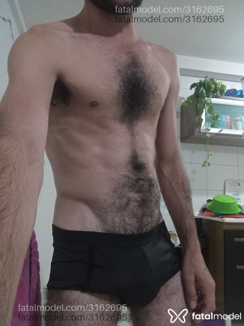 Acompanhante homem com cabelo castanho de olhos castanhos em Maringá - Alec