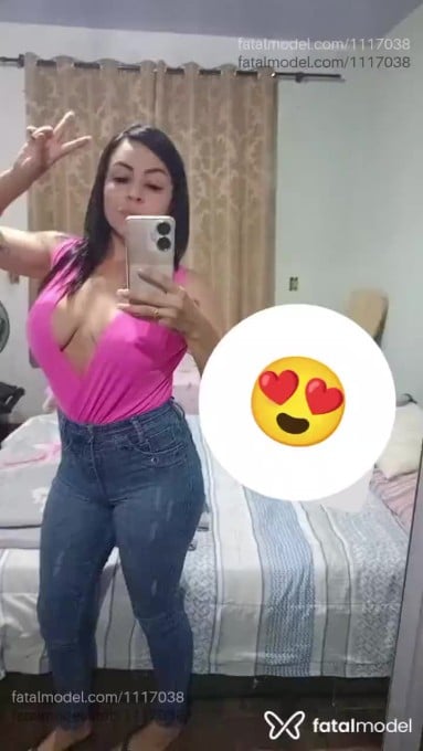 Acompanhante mulher morena (o) de olhos verdes em Florianópolis - Gabi Dias