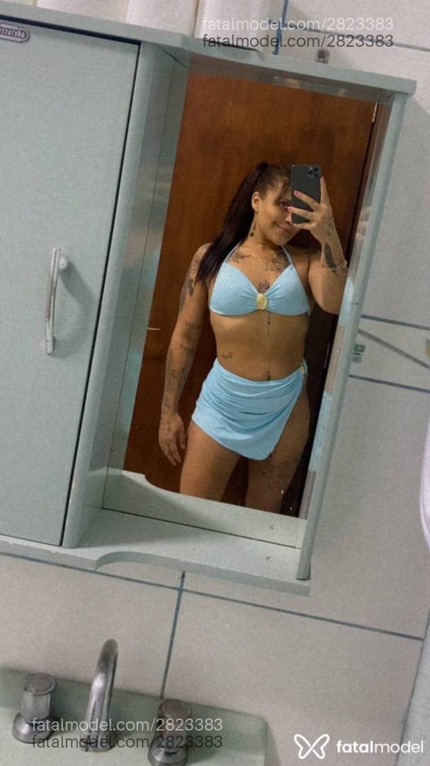 Acompanhante mulher com cabelo castanho de olhos mel em Cascavel - Carol