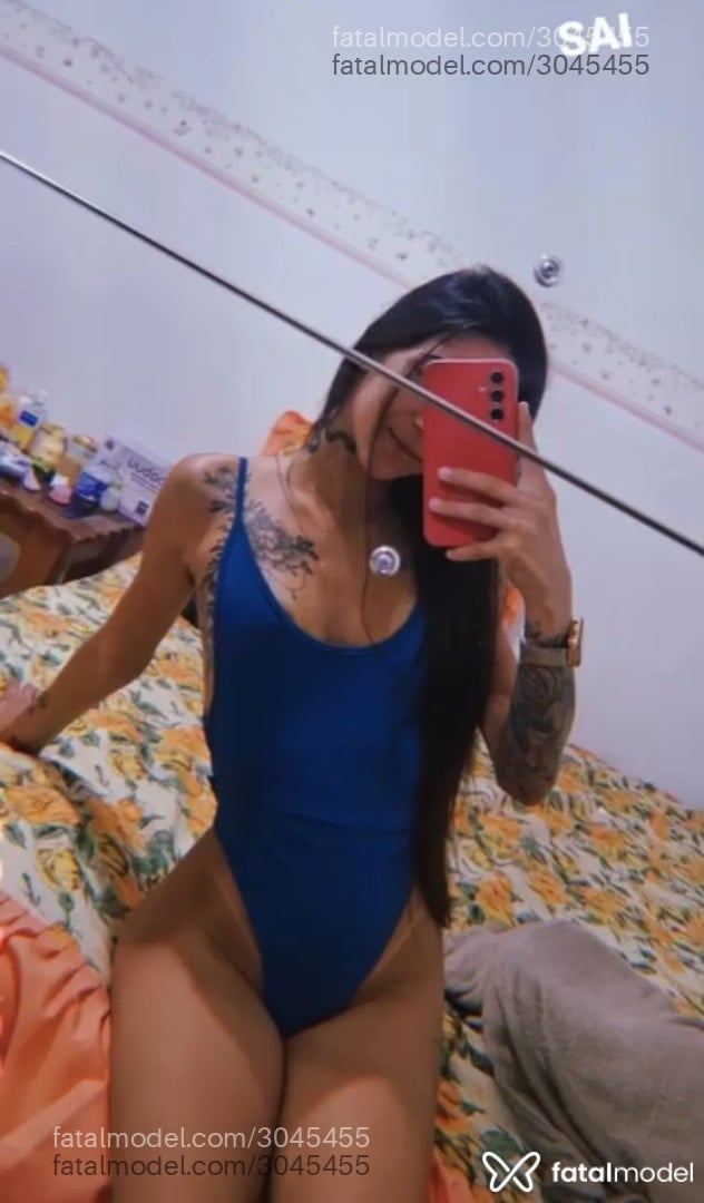 Acompanhante mulher morena (o) de olhos castanhos em Vila Velha - Lavinia