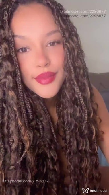 Acompanhante mulher morena (o) de olhos castanhos - Andressinha Acompanhante mulher morena (o) de olhos castanhos - Andressinha