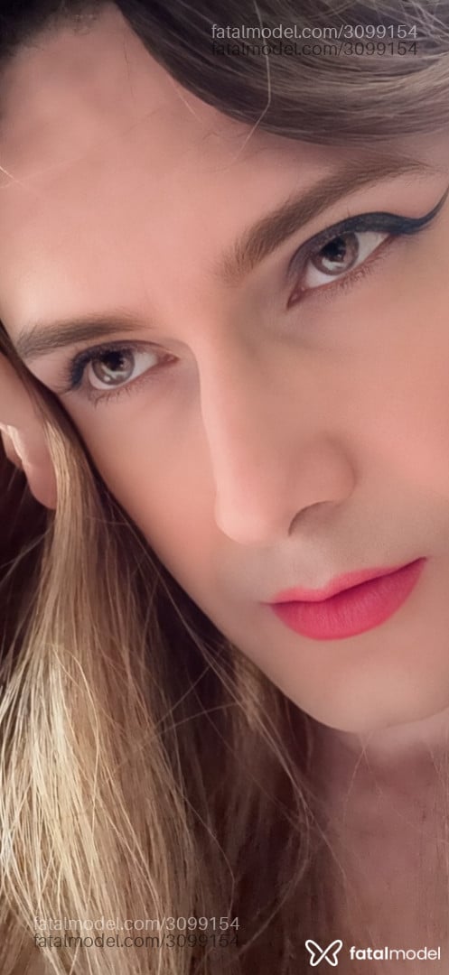 Acompanhante homem trans loira (o) de olhos verdes em Brusque Acompanhante homem trans loira (o) de olhos verdes em Brusque - Leticiacdzinha