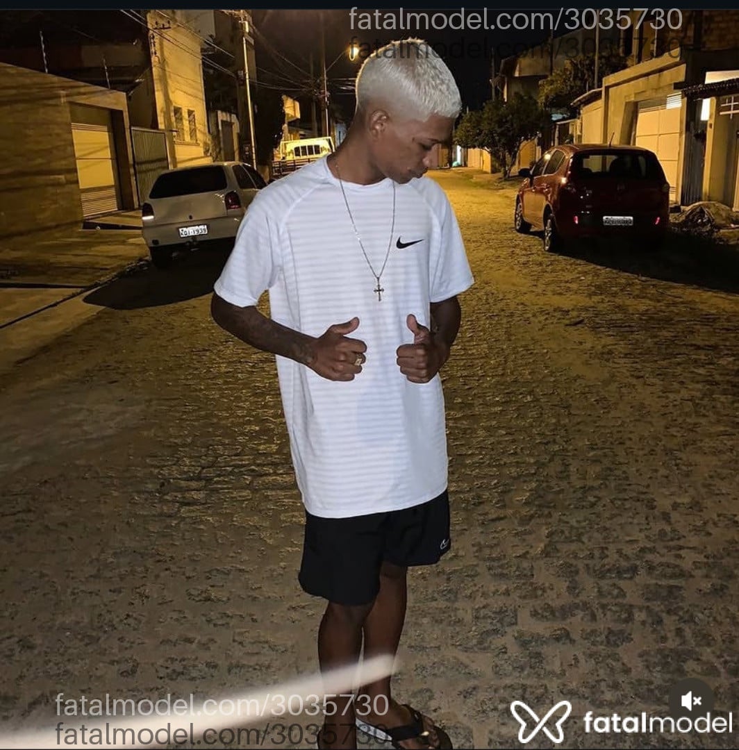 Acompanhante homem morena (o) de olhos pretos - Diego Acompanhante homem morena (o) de olhos pretos - Diego