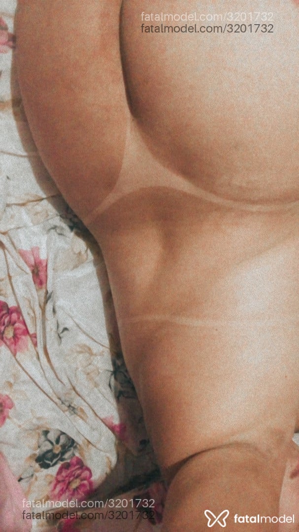 Acompanhante mulher loira (o) de olhos castanhos em Goiânia - Alana