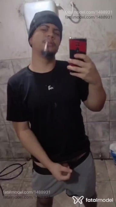 Acompanhante homem com cabelo castanho de olhos castanhos em Paranaguá - Gabriel