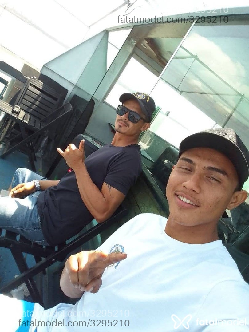Acompanhante homem morena (o) de olhos pretos em Barcarena Acompanhante homem morena (o) de olhos pretos em Barcarena - Andrinho