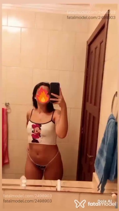 Acompanhante mulher morena (o) de olhos mel em Indaial Acompanhante mulher morena (o) de olhos mel em Indaial - Malu
