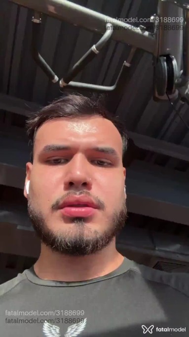 Acompanhante homem morena (o) de olhos castanhos em Rio de Janeiro - Theo Ferraz