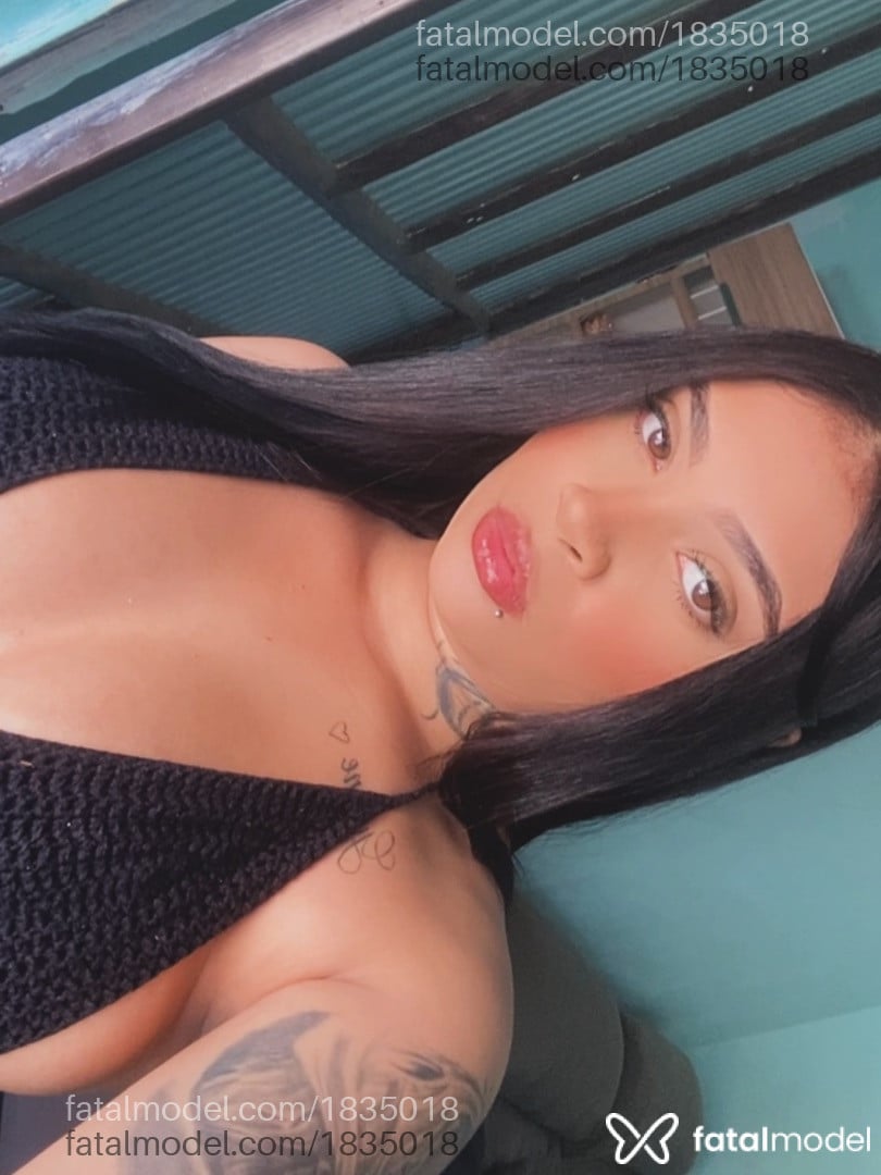 Acompanhante mulher com cabelo castanho de olhos castanhos em Congonhas - Milena
