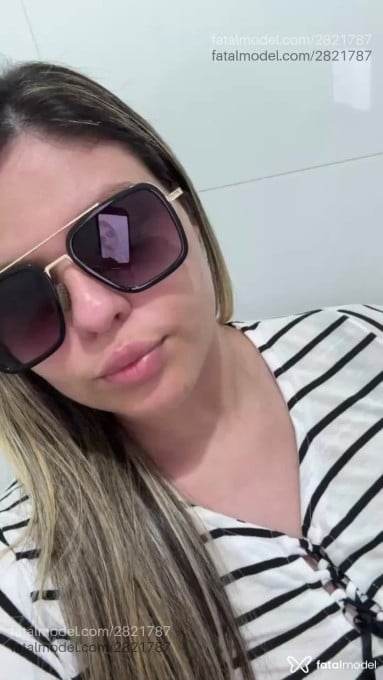 Acompanhante mulher com cabelo castanho de olhos mel em Pouso Alegre - Yngrid Santos