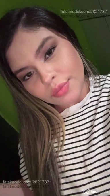 Acompanhante mulher com cabelo castanho de olhos mel em Pouso Alegre - Yngrid Santos