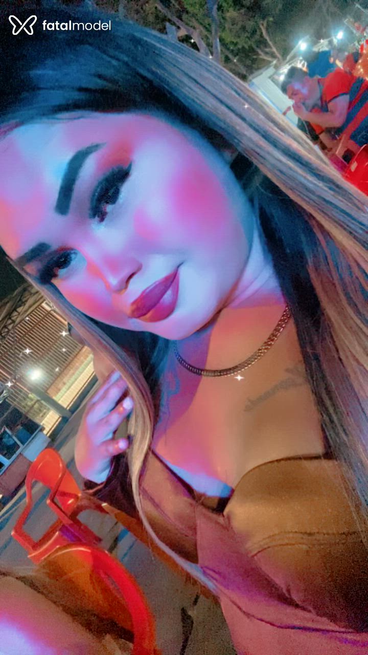 Acompanhante mulher trans morena (o) de olhos castanhos - Agatha Paiva