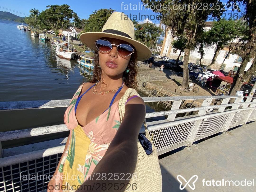 Acompanhante mulher morena (o) de olhos castanhos em Angra dos Reis - Bárbara Paraty