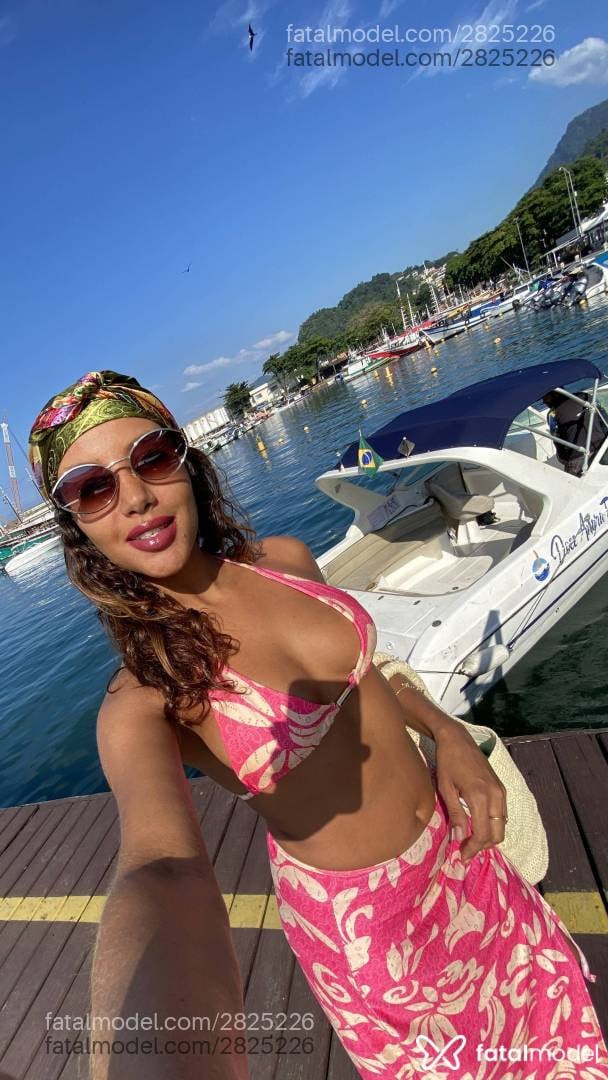 Acompanhante mulher morena (o) de olhos castanhos em Angra dos Reis - Bárbara Paraty