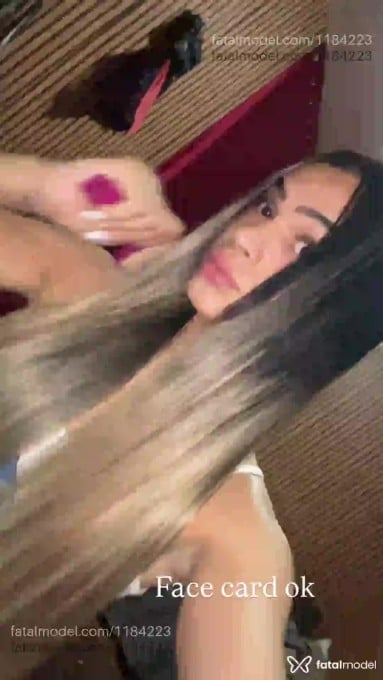 Acompanhante mulher trans morena (o) de olhos castanhos em Patos de Minas Acompanhante mulher trans morena (o) de olhos castanhos em Patos de Minas - Condessa