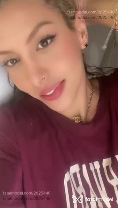 Acompanhante mulher loira (o) de olhos verdes em Goiânia - Nataly Magnelly