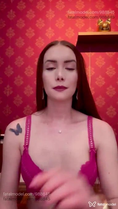 Acompanhante mulher ruiva (o) de olhos castanhos em Porto Alegre - Sofia Orléans