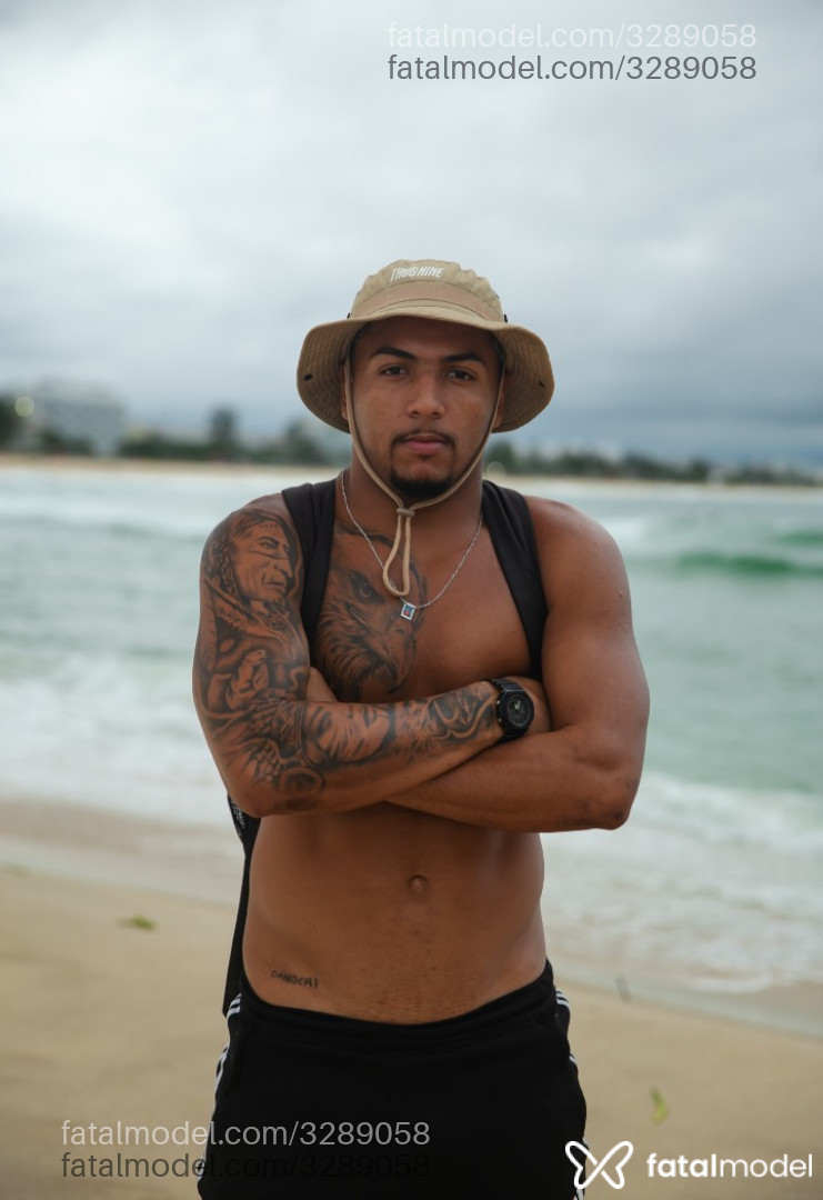 Acompanhante homem loira (o) de olhos pretos em Rio de Janeiro - Brendon