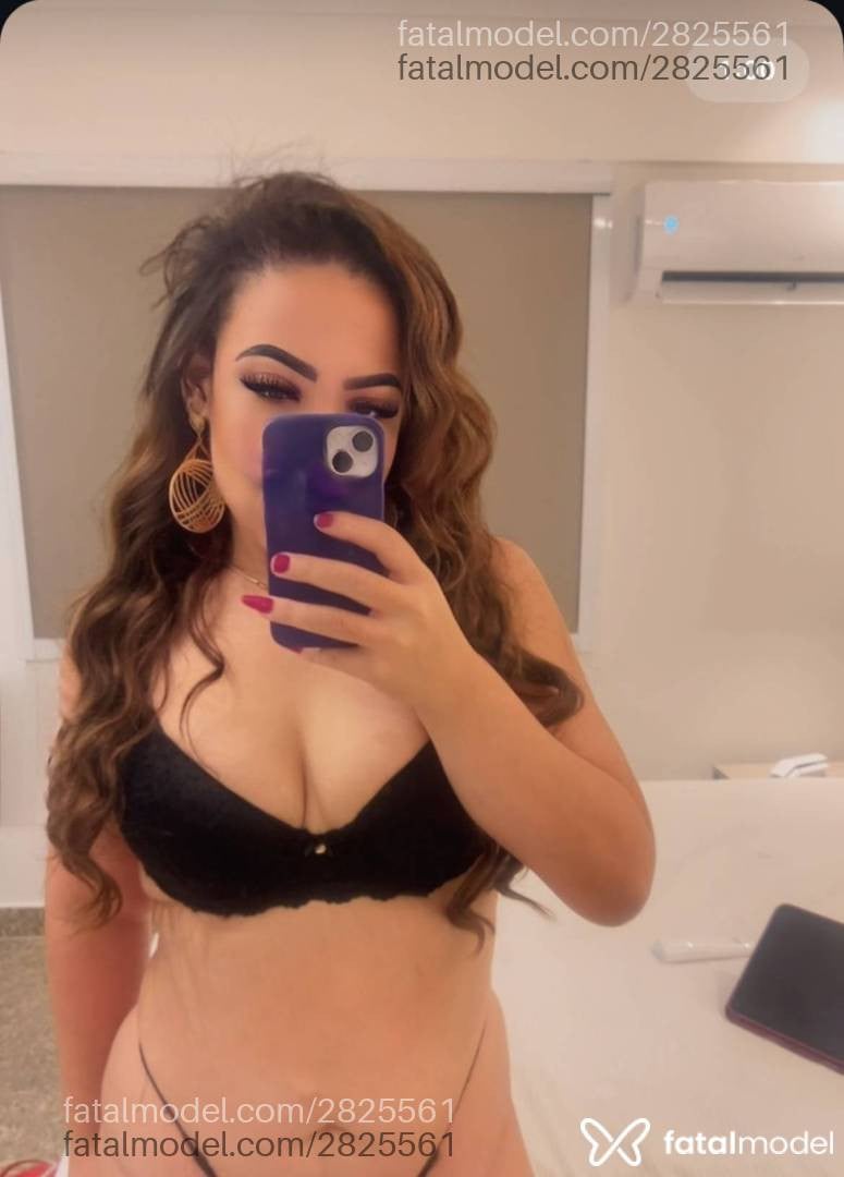 Acompanhante mulher morena (o) de olhos castanhos - Luiza Lunne