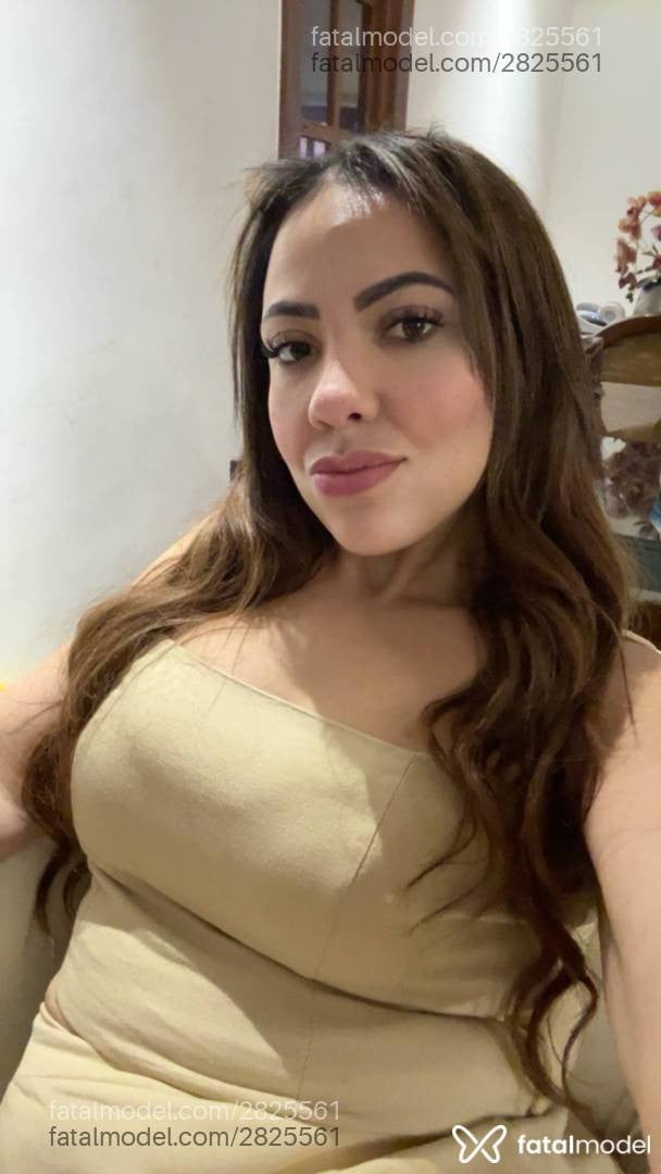 Acompanhante mulher morena (o) de olhos castanhos - Luiza Lunne