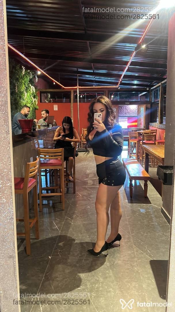 Acompanhante mulher morena (o) de olhos castanhos em Belo Horizonte - Luiza Lunne