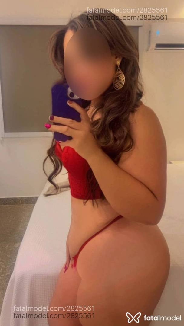Acompanhante mulher morena (o) de olhos castanhos - Luiza Lunne