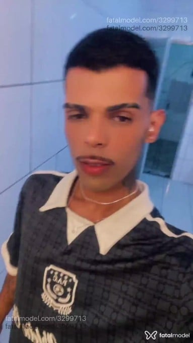 Acompanhante homem morena (o) de olhos castanhos em São Paulo - Bertô