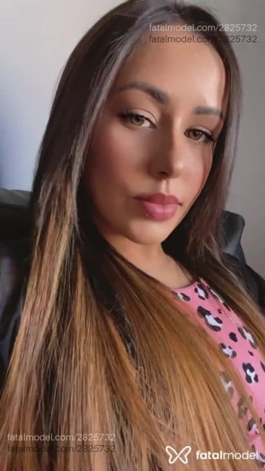 Acompanhante mulher loira (o) de olhos verdes em Brasília - Hellen