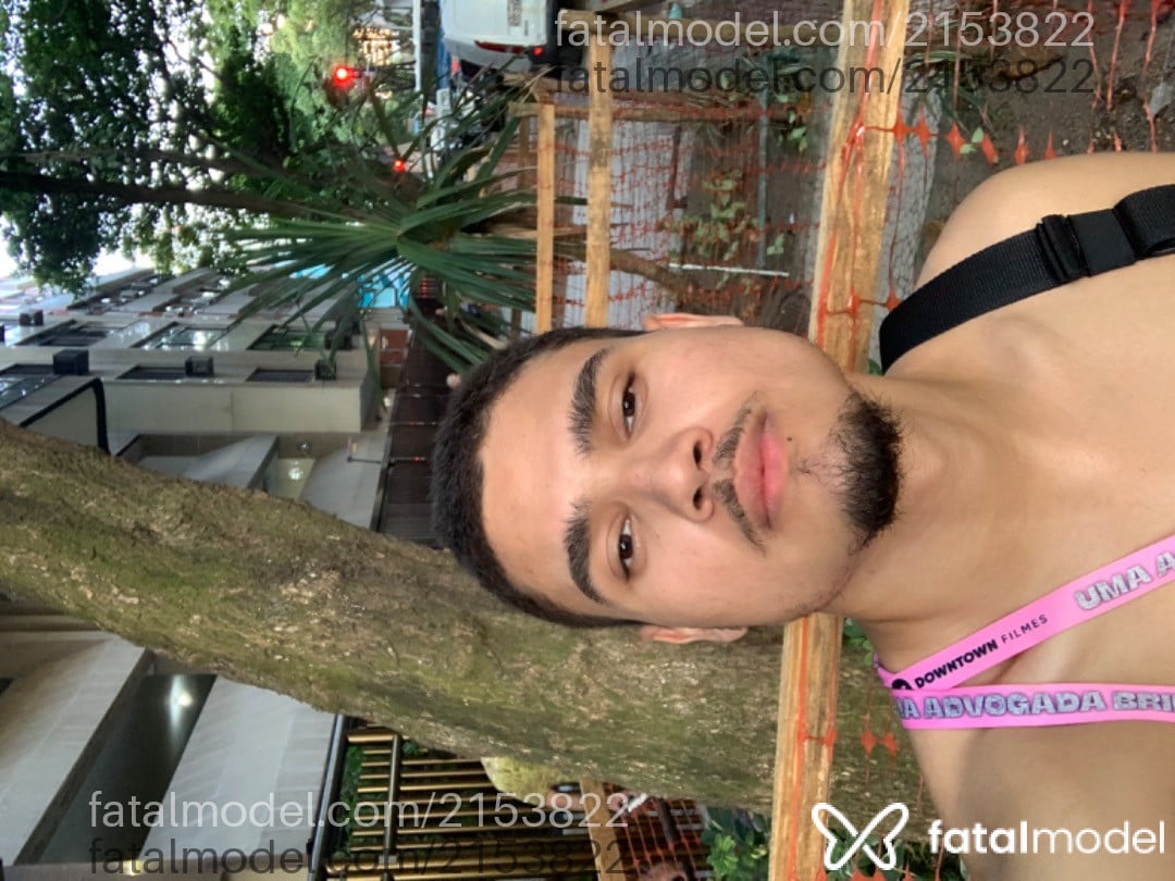 Acompanhante homem com cabelo castanho de olhos castanhos em Rio de Janeiro - Francis