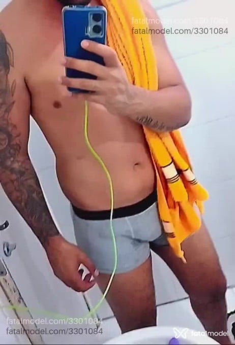 Acompanhante homem morena (o) de olhos pretos em Volta Redonda - Kaduh