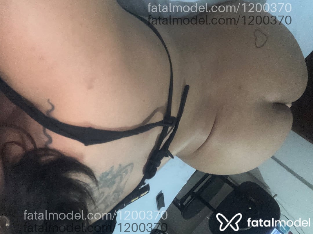 Acompanhante mulher morena (o) de olhos verdes em Vitória da Conquista - Angel