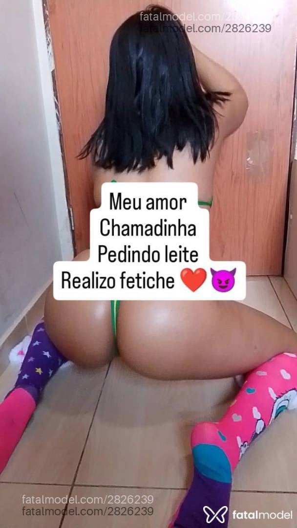 Acompanhante mulher morena (o) de olhos mel - Vivi Khalifa