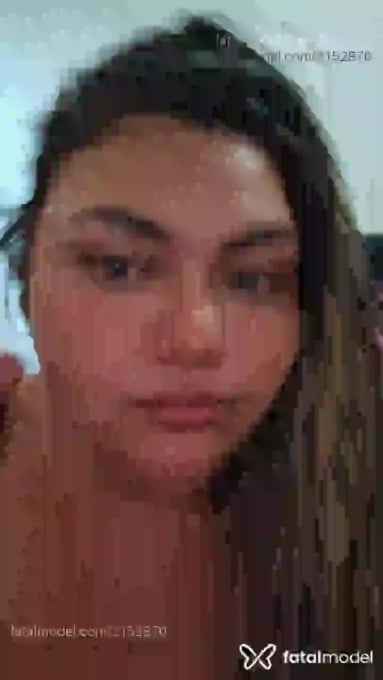 Acompanhante mulher com cabelo castanho de olhos pretos em Rio Verde - Gordinhasafada