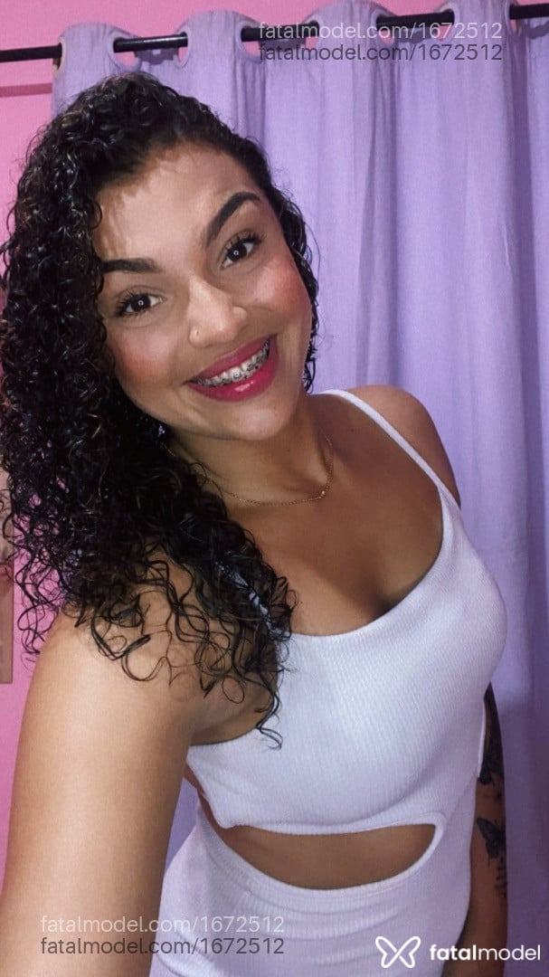 Acompanhante mulher morena (o) de olhos castanhos em Pontes e Lacerda - Kachinhos