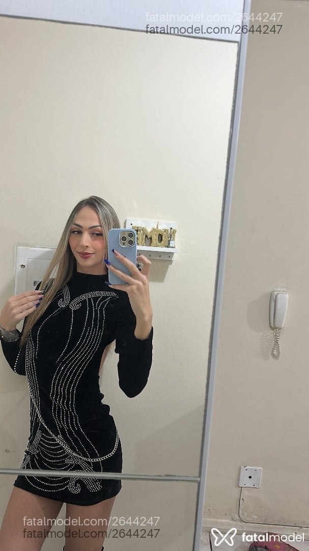 Acompanhante mulher trans loira (o) de olhos verdes em Porto Alegre - Putinhanovinha