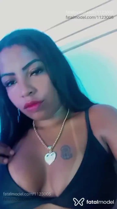 Acompanhante mulher morena (o) de olhos castanhos em São José - Karol