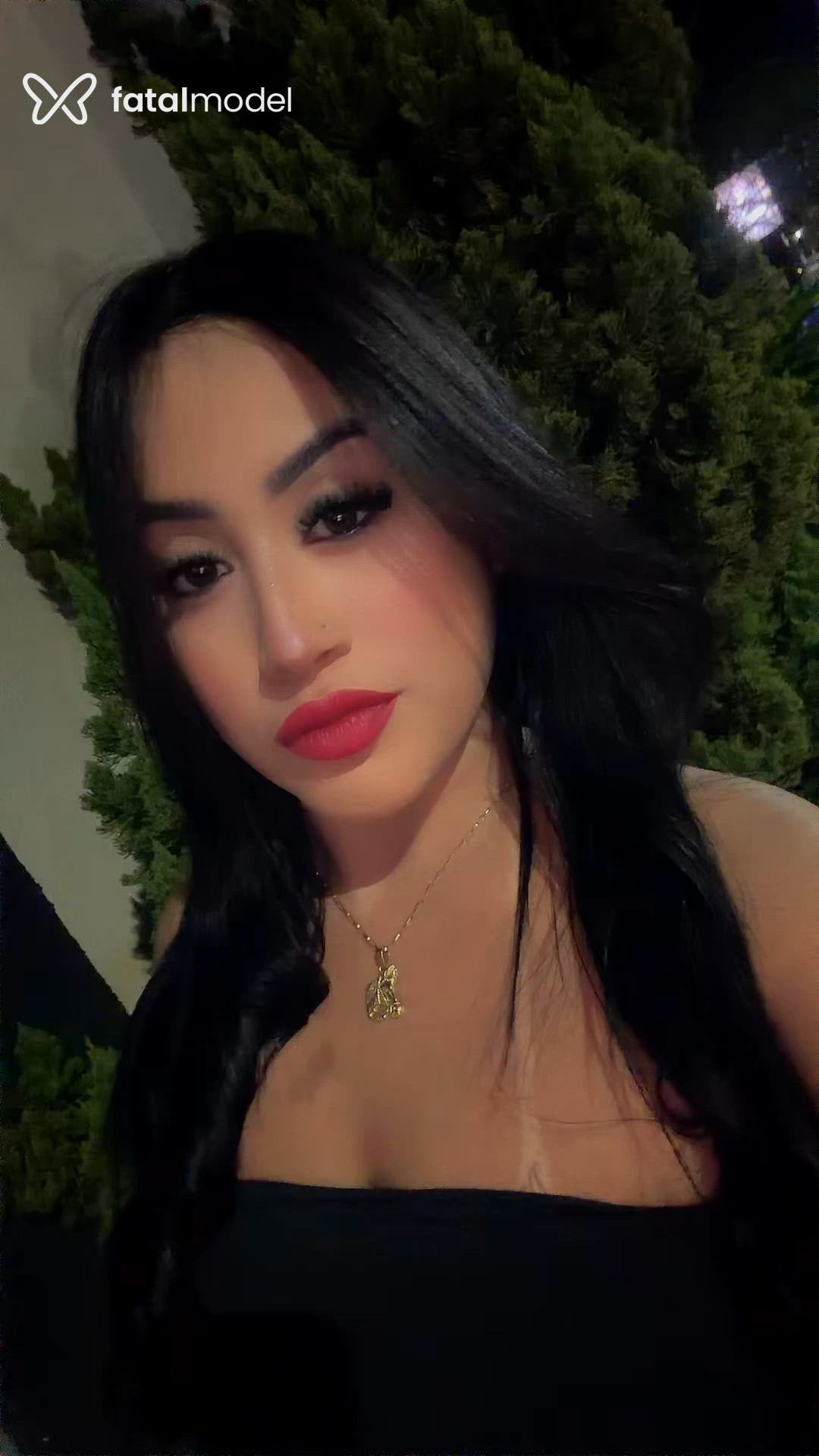Acompanhante mulher morena (o) de olhos pretos - Pietra Acompanhante mulher morena (o) de olhos pretos - Pietra