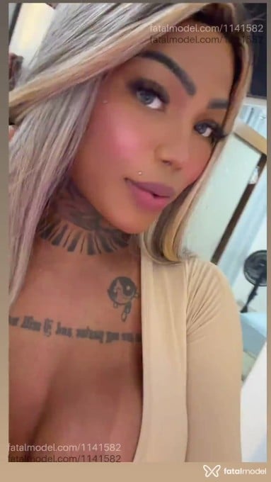 Acompanhante mulher trans loira (o) de olhos azuis em Contagem - Yasmin Victoria