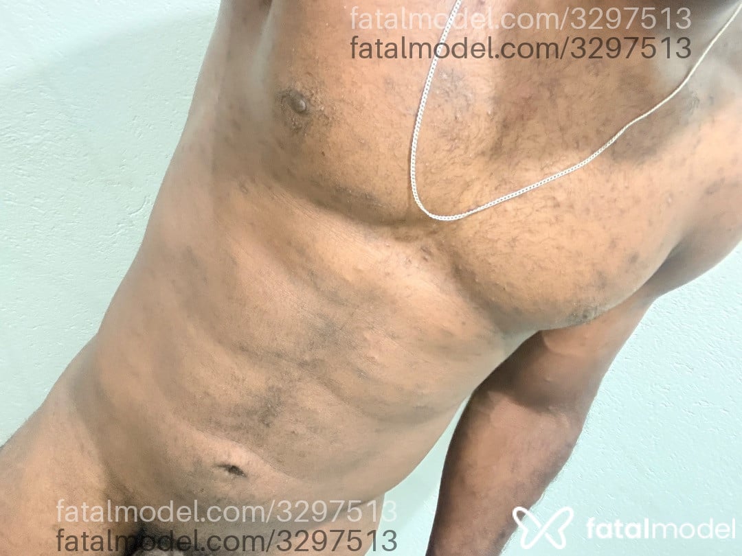 Acompanhante homem morena (o) de olhos pretos em Virtual - Thiago Silva